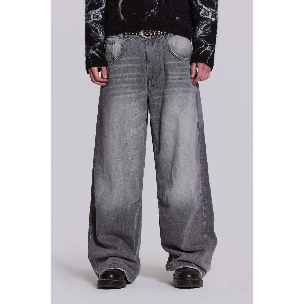 Loose Fit Light Wash Denim Bell-Bottom Jeans