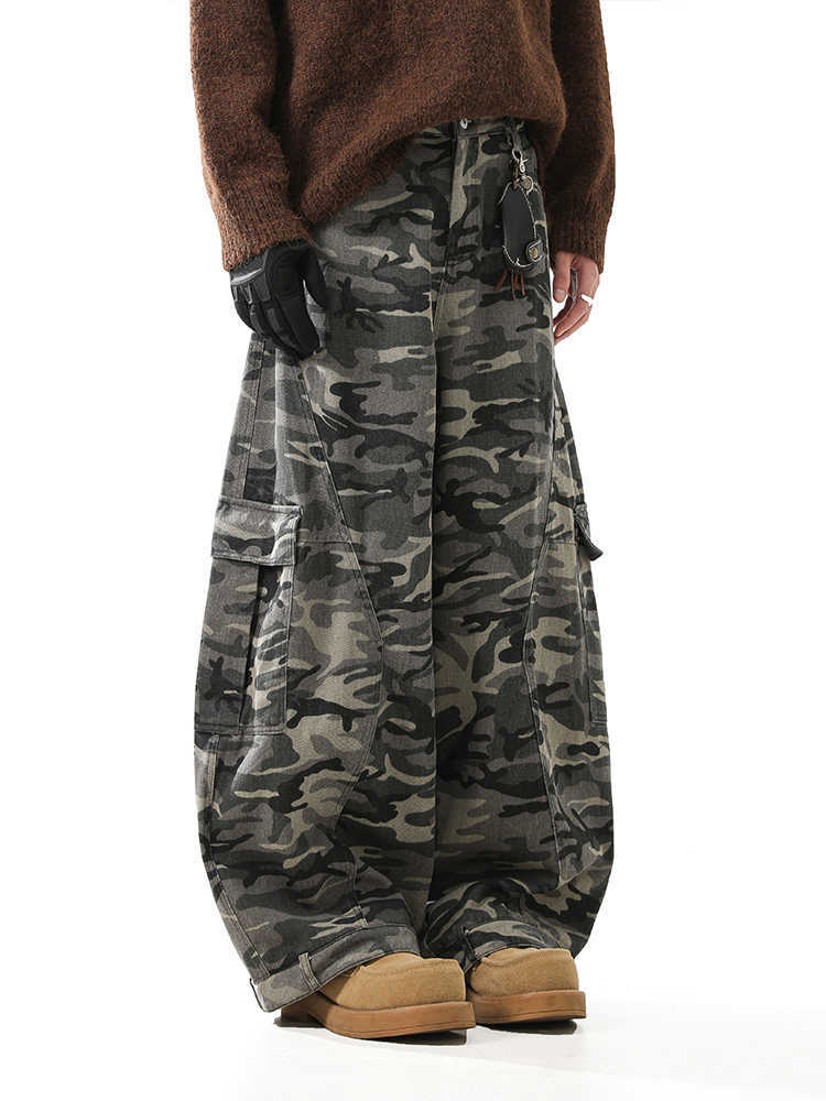 Baggy Retro Camouflage Wide-leg Jeans for Men
