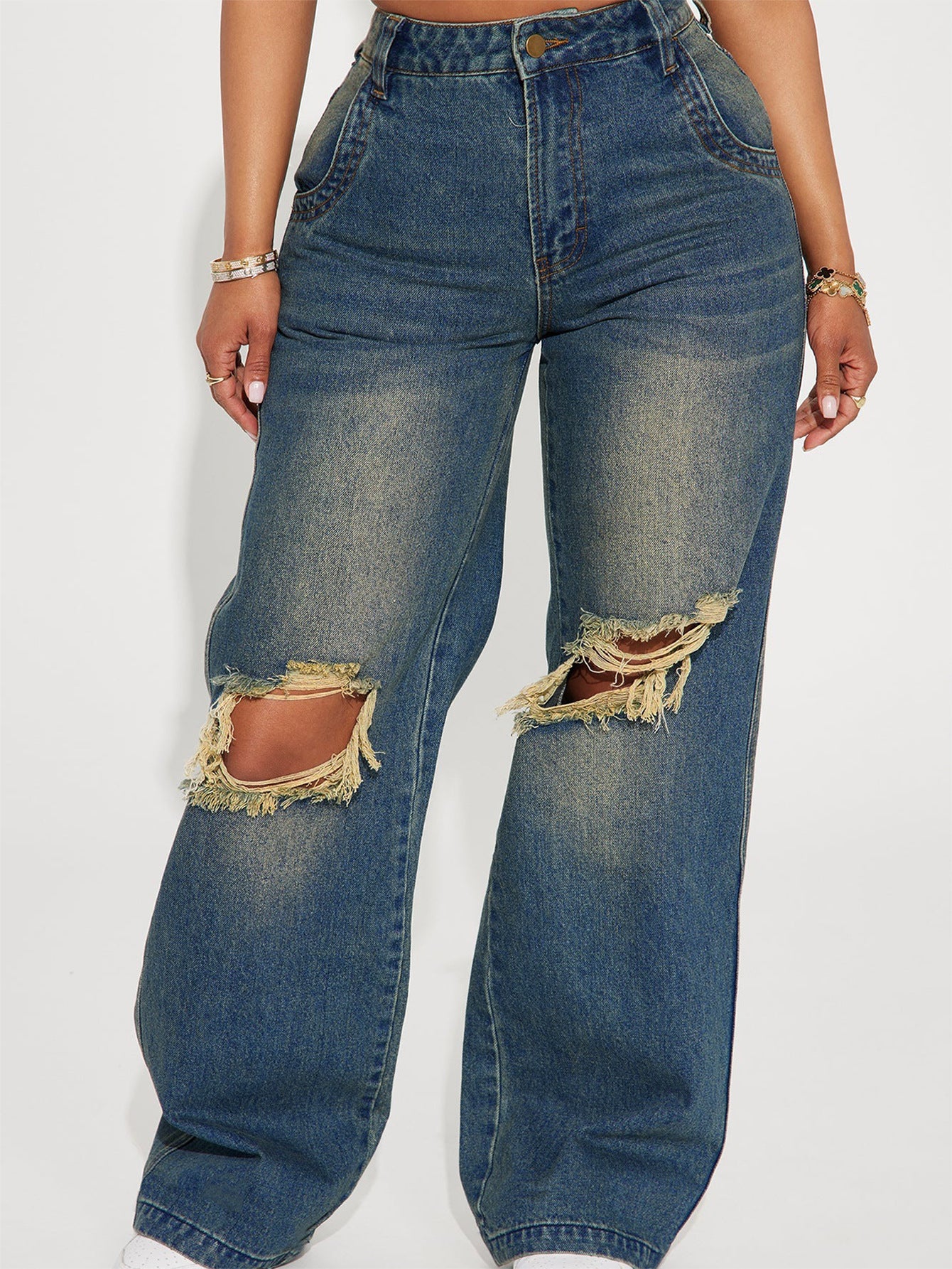 High-waisted wide-leg jeans