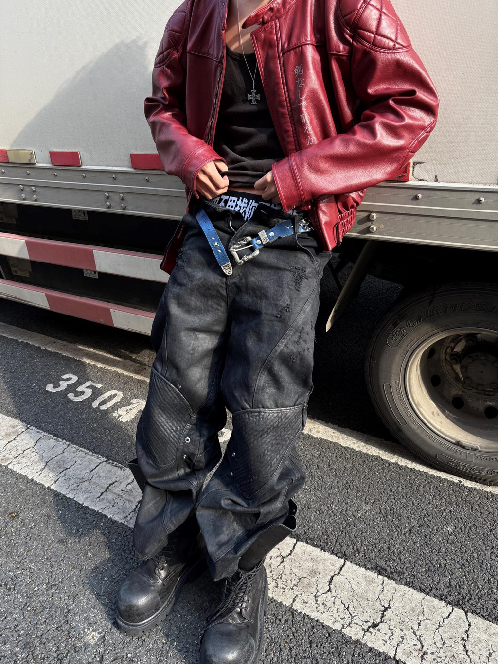 Armor Spliced Washed Wide-Leg Jeans