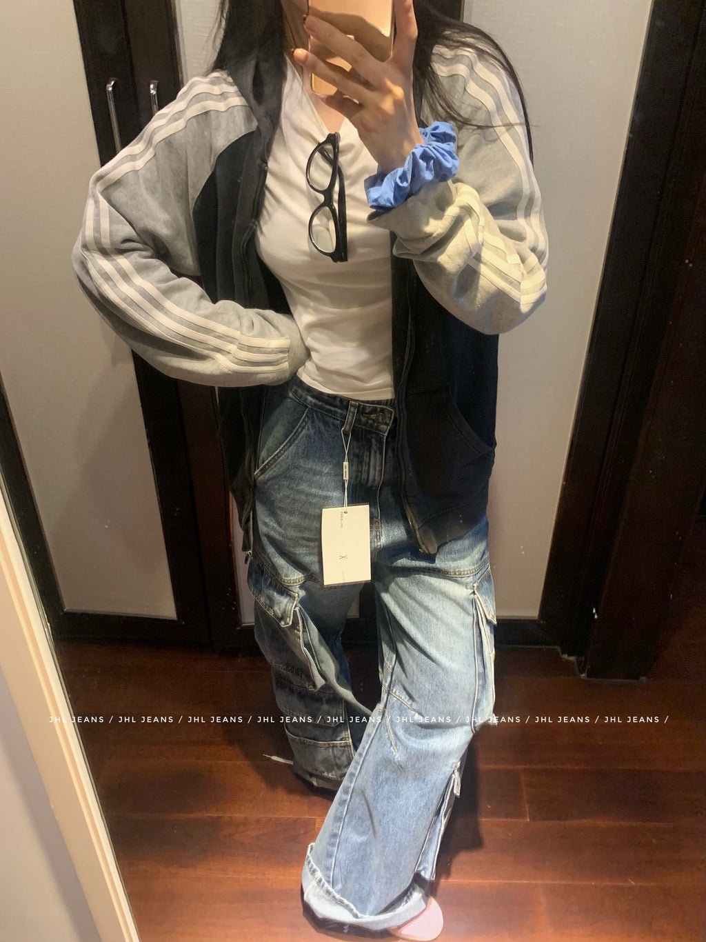 Washed Blue Heavy-Duty Multi-Pocket Denim Jeans