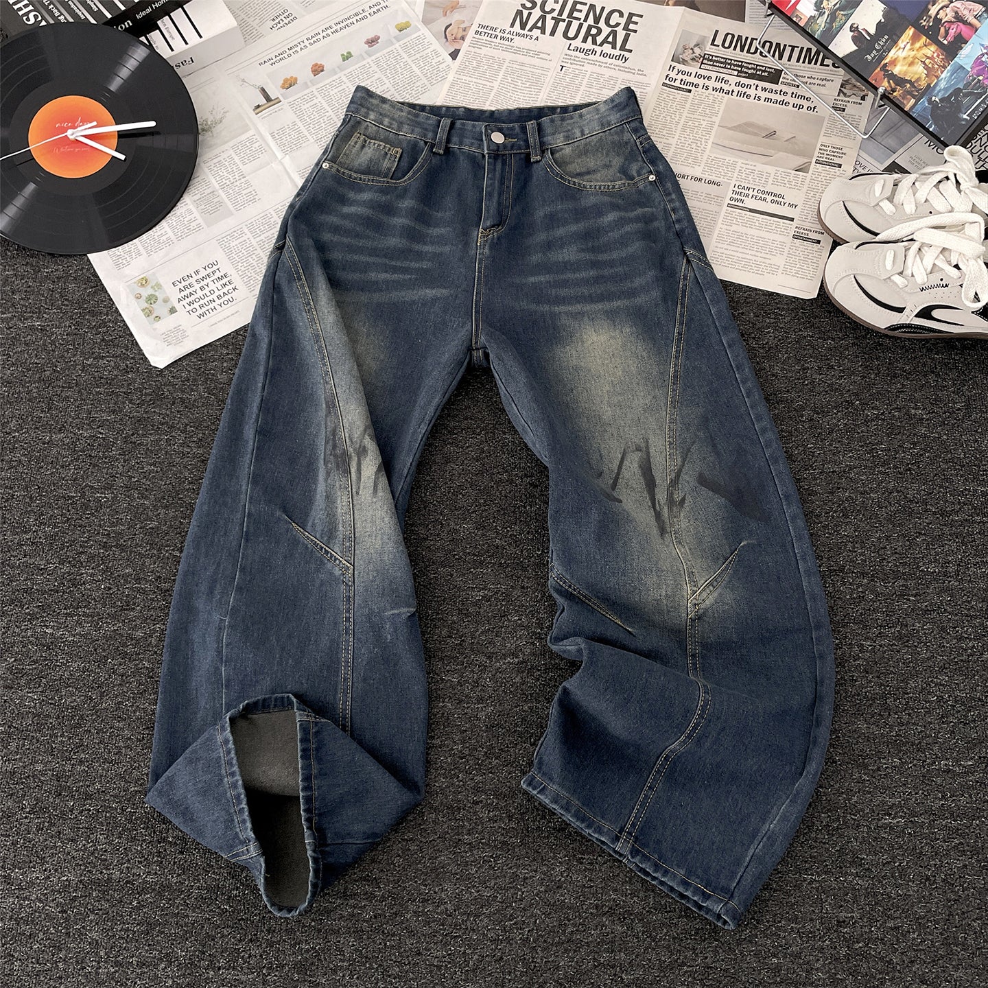 Vintage Washed retro-shaped jeans