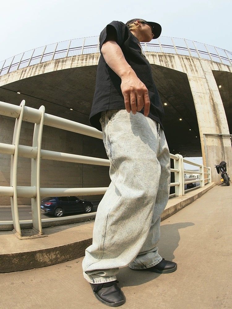 Blue cartoon embroidered skateboard jeans