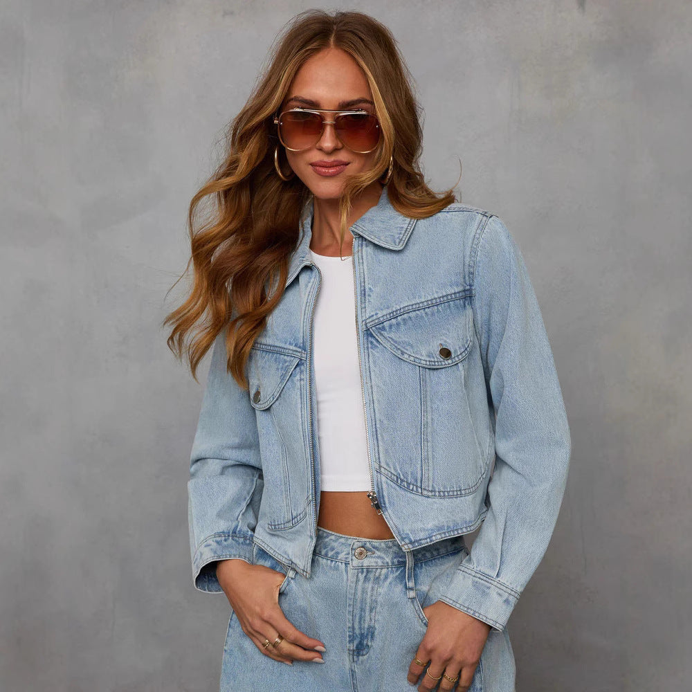 Loose-fitting women's denim jacket and pants set